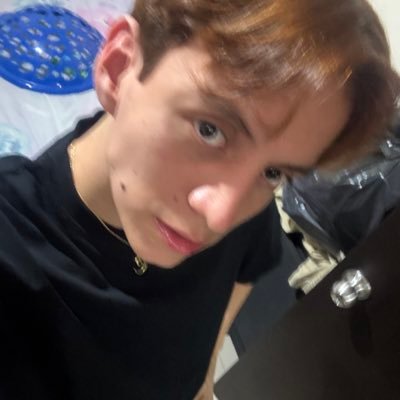 folkcidiottpd's profile picture. so, just chris