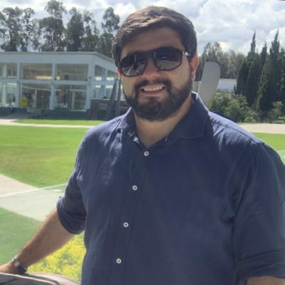 Arquitecto. Militante del @PNacional en la @amo_62florida. Papá de Cata y Emi.