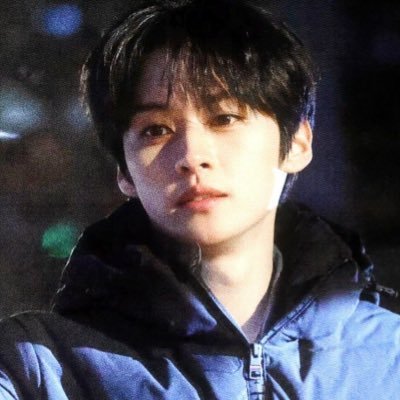 lobotomy_mi's profile picture. 🤷‍♀️