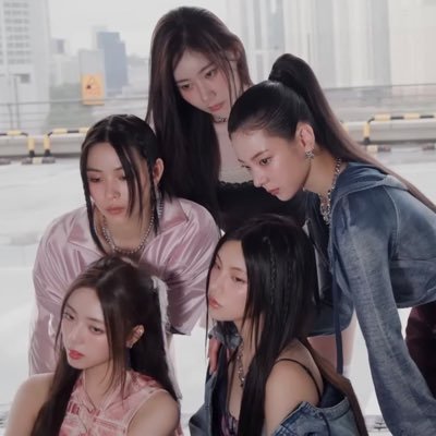 𝐓𝐫𝐚𝐧𝐬𝐥𝐚𝐭𝐢𝐨𝐧𝐬 𝐚𝐧𝐝 𝐮𝐩𝐝𝐚𝐭𝐞𝐬 𝐟𝐨𝐫 𝐈𝐓𝐙𝐘 𝐟𝐫𝐨𝐦 𝐉𝐘𝐏 𝐁𝐮𝐛𝐛𝐥𝐞 🫶🏻
𝐋𝐢𝐧𝐤 𝐭𝐫𝐞𝐞 👇🏻