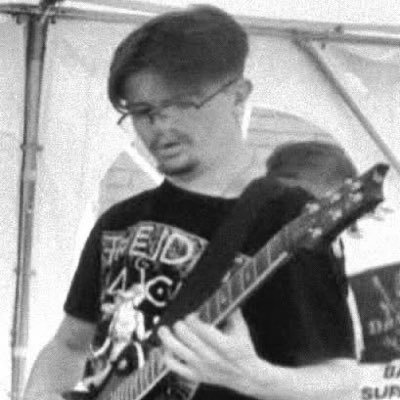 🎶Musician/music producer/songwriter based in London.