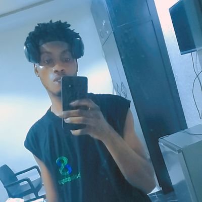 famous_phi66085's profile picture. Just trying to get the best version of myself