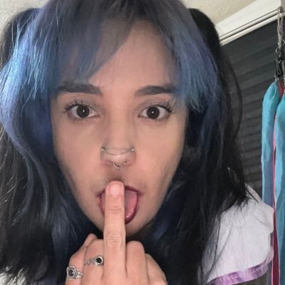 goddessclariceb's profile picture. Brazilian brat 👑 Soft Domme with a cruel smile. My silence ruins men. I never demand. They offer. 🔗 All links & AV below ⬇️