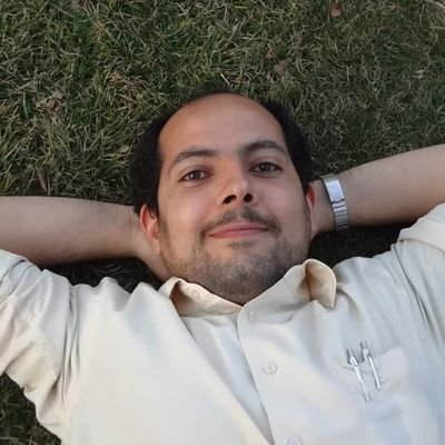 مهندس سازه.
انجام طراحی، نظارت و اجرای هر موجود ساختمانی که بشه ساختش 😉
علاقمند به سفر و عکاسی