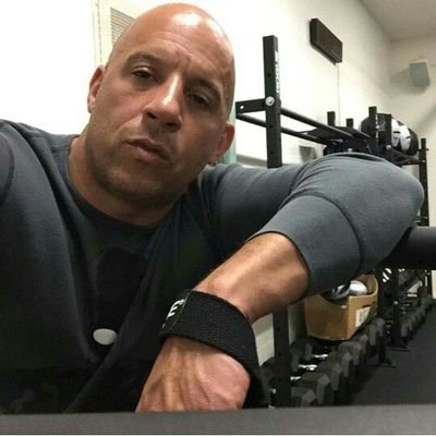 fast and furious fan page 📃
be honest and be kind 😊 that's how we'll grow the world 🌍💗,
#VINDIESEL,, is a man of his words.🤬
