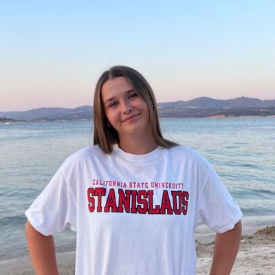 SamiMcKown2026's profile picture. MOJO-Pikas 18u 🇺🇸//granite bay high school 🐻// 2026 1st base/catcher/power hitter🥎First team all league/Stanislaus State Commit