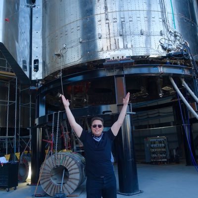 CEO - spaceX 🚀 Tesla 🚘Twitter Founder - The Boring company 🛣️