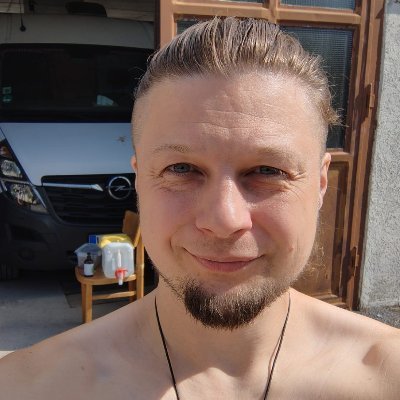 Indie GameDev @story_dwelling - he/him
Gamer, roleplayer, democracy lover, antifascist, vegan foodie.
@ecki@det.social
I love storytelling and hexagons!