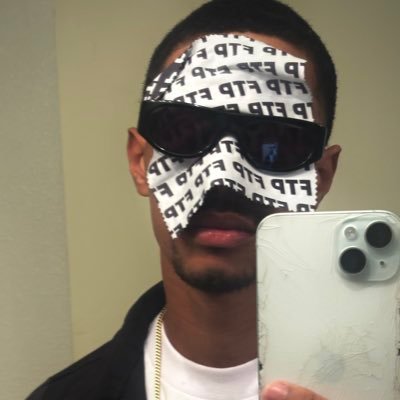 __numen's profile picture. 🗣️Job: 38 🎖️24