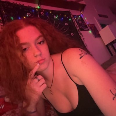 mary41201's profile picture. backup