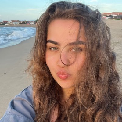 runpeisa's profile picture. 