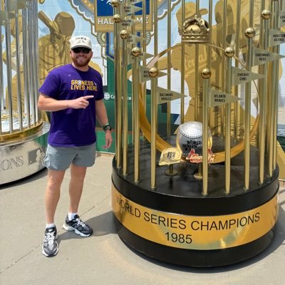 __grinding's profile picture. Follower of Jesus Christ † • RIP Phillip “PHiZZURP” Klemenov • #BLESSED #trustHIM♥️☝🏼 #GeauxTigers🐅