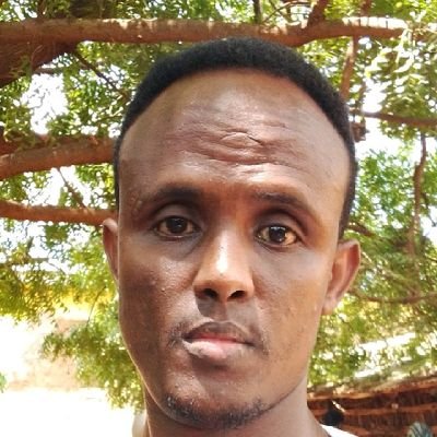 AbdiqafarMaham1's profile picture. A friend is the one who choose you from a room full of people