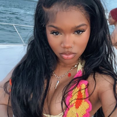 mia Profile