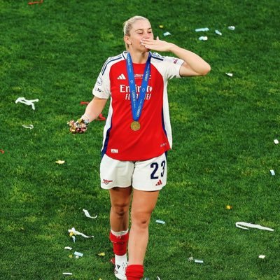Not - @AlessiaRusso7 - Parody Account - European Champion - @britishaxgel girlfriend. š