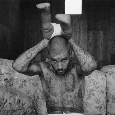 praise_mohammed's profile picture. #Fashionista_Speaker_Actor #If you cannot have the best, make the best of what you have #Manchester_United