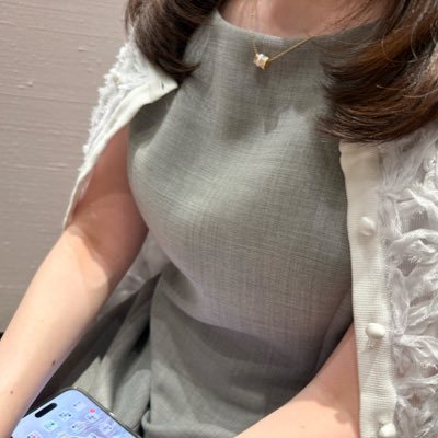 ______juin1_'s profile picture. 専門職👩🏻‍💻 ┊ 👗💎🍽✈️ ┊𝘉𝘖𝘜𝘊𝘏𝘌𝘙𝘖𝘕┊𝘍𝘖𝘟𝘌𝘠┊𝘙𝘦𝘯𝘦