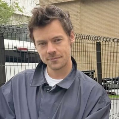 ynlnhs4's profile picture. 