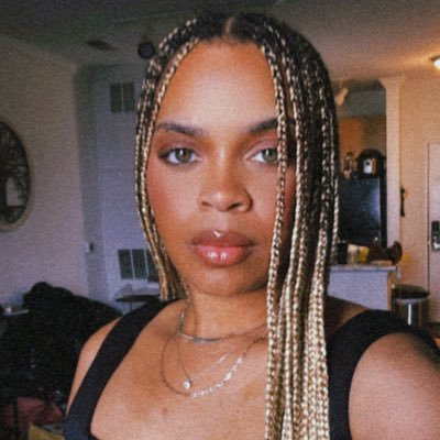 believer. ODU alum. world-renowned play auntie. tired. 1920 🕊️