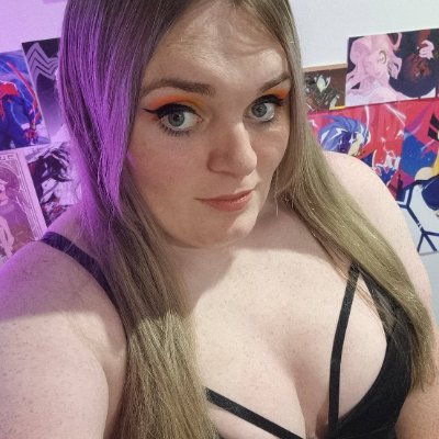 27
Twitch Trans Pokemon streamer lady!
https://t.co/uvACNdVDV6
@MaydayGoingDown is the most beautiful queen
