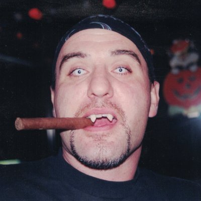 Nocturnal stealthy thirsty🩸
Piano/Keyboard Player 🎹
RUSH FAN 😎😎😎
US Navy Veteran ⚓️ 🇺🇸
#MAGA 🇺🇸
Backup account for @TheCameraEye01
NO DM's! 🚫
