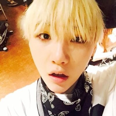yyoonqn's profile picture. idk