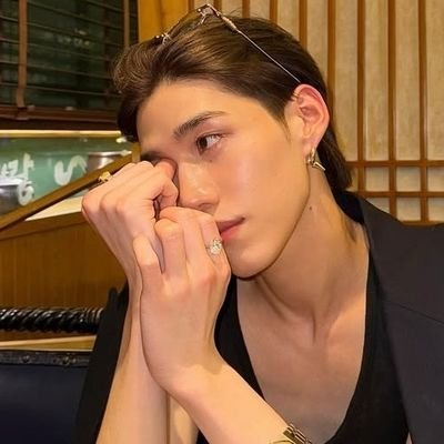 #bbillkin: all the time, i'm still smiling in tears.
— mdzs/itsay/ipytm
fan acc.