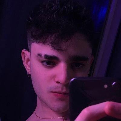 5'7'' tall; 124 lbs and 7.5 inches
🇧🇷 https://t.co/YXhc8HqSsD
🇬🇧 https://t.co/O95St8DAgX