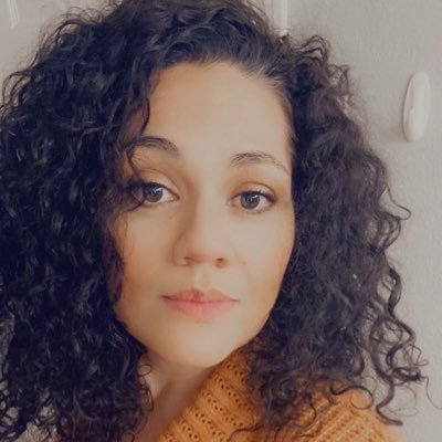 Lover of all things glittery and sparkly | I love feeding the birds and stray cats in the neighborhood | Veteran | MAGA MAHA🇺🇸