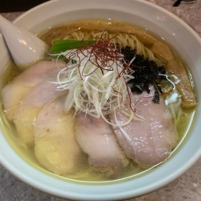 akira19266's profile picture. 食べ物が好きな人と出会うためにXを始めました。食べ物は様々なレベルで人と人を結びつけます。心と身体の栄養です。無言フォローすみません。
DMのお返事は遅くなるかもしれませんが、食べ物好きな方との出会いを楽しみにしています🍜 🍜
色々なものが好きです。好きなものについてツイートします。
ありがと