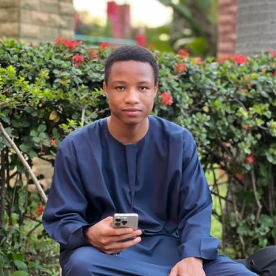 Em______jayy's profile picture. 