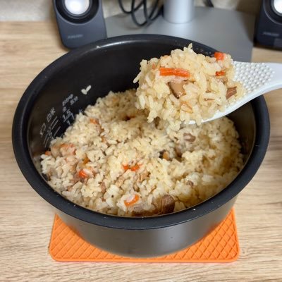 takikomi__0141's profile picture. 炊き込みご飯は美味しい､足立レイも美味しい