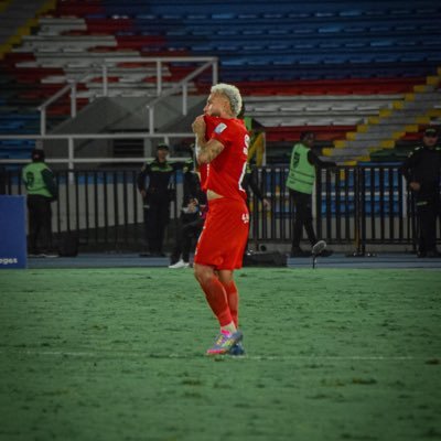 Julianoy77's profile picture. 