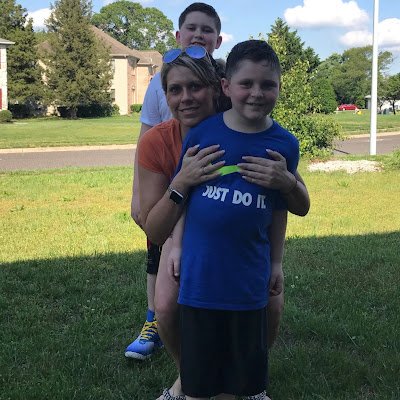 Janiene583469's profile picture.