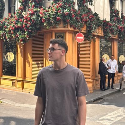 France 🇫🇷 23 🎂 verse