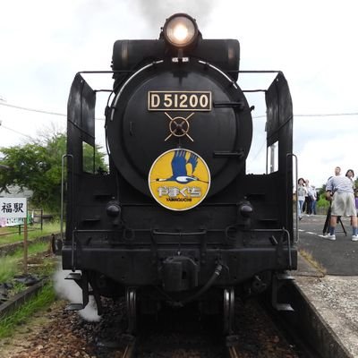 無言フォロー失礼しております。
乗り鉄、撮り(記録)鉄、模型鉄と楽しんでおります。
使用機材は
NikonP950+TascamTM-2X
好きな列車等は
やまぐち号(D51200、C57-1等)
やくも(381、273等)
新幹線(500系、N700S、W7等)
EF66、DD51等
よろしくお願いいたします。