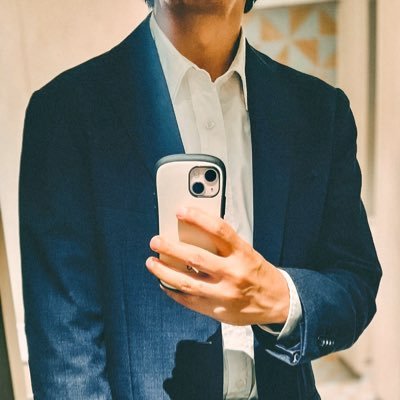 アロマオイルで心と身体をゆっくりと…クンニで中から君をほどいていけたら…。観覧車の光が水面に妖しく輝く街で、そんな時間を大切にしています。アラフィフ。