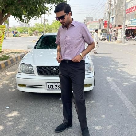 talal_goraya103's profile picture. vet