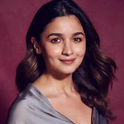 alia_fp10's profile picture. Aliabhatt ❤️
shes the queen 
big fan of alia and
I love srk 😍 ♥️ too