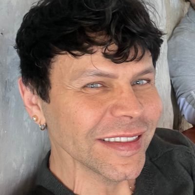 Ascensaojose's profile picture. Cumple 22 de dic. Actor, Productor, Director de Teatro. Papá de Santiago Aarón. Director general  Grupo de Teatro Colibri.