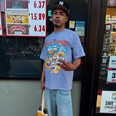 loodeuce's profile picture. They hated Jesus⛹🏽‍♂️