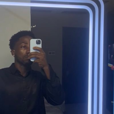 creative manager • visionary • winner @rekszn11 • 📩rekszn@icloud.com