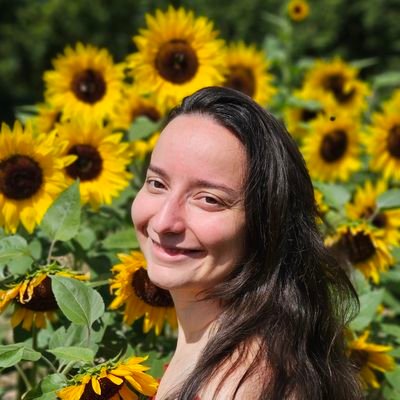 Mineralogist @hd_materials | X-ray diffraction☢️ microscopy🔬Python💻 | boardgames🎲 X-box🎮 LEGO addicted 🎓PhD in Geosciences & MSc in Chemistry
🇮🇹 in 🇩🇪