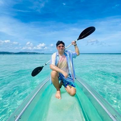 Yogsototshit's profile picture. •Music & Games •🦀♋
