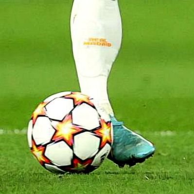 ما گر ز سر بریده میترسیدیم،در مجلس عشاق نمیرقصیدیم
♥️⚽️🤍
133🌙