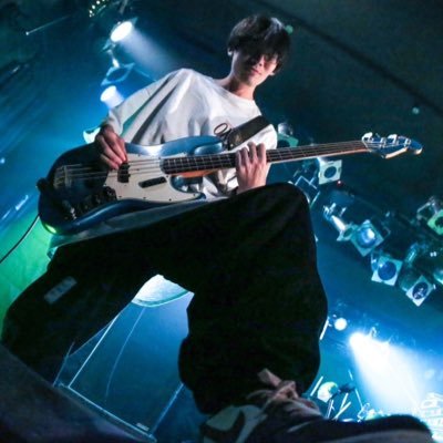 shinuai_hori's profile picture. 死ぬほど愛して(@shinuaiofficial)というおバンドでおベースぽしょぽしょ弾いてます。お酒とおでんが好きです。