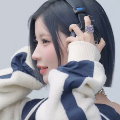 02 鼻DT🤥 ガチャの交換もこのアカウントで行ってます🙏🏻🩵交換決まったものはツイート消します🙏🏻🩵梱包方法→ぷちぷち+防水加工