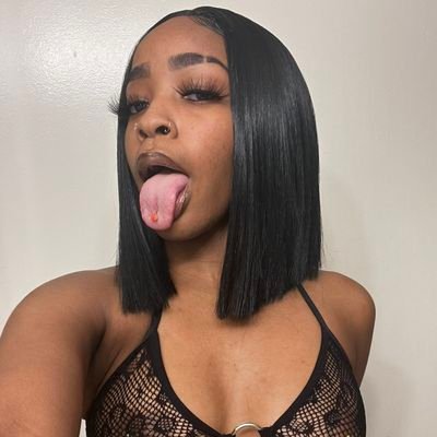 zaradoll_321's profile picture. Hey boo🫣♥️ I'm here for fun, send me a Dm I'm available for meets and Facetime session💦🍑🍆🤤 https://t.co/VjmjveQPIZ