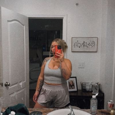 lex_goldstone's profile picture. Live your life try not to crash