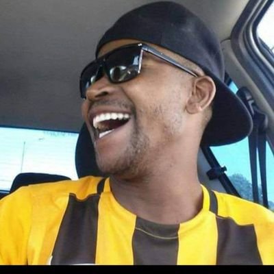 Moroka Swallows 🐦🐦🐦 fan
Kaizer Chiefs supporter 💛 & ✌
Hate sundowns
Have no respect for pirates!